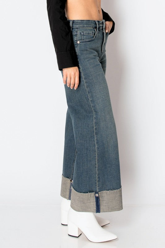 TUMMY CONTROL HIGH RISE CUFFED A WIDE LEG JEANS